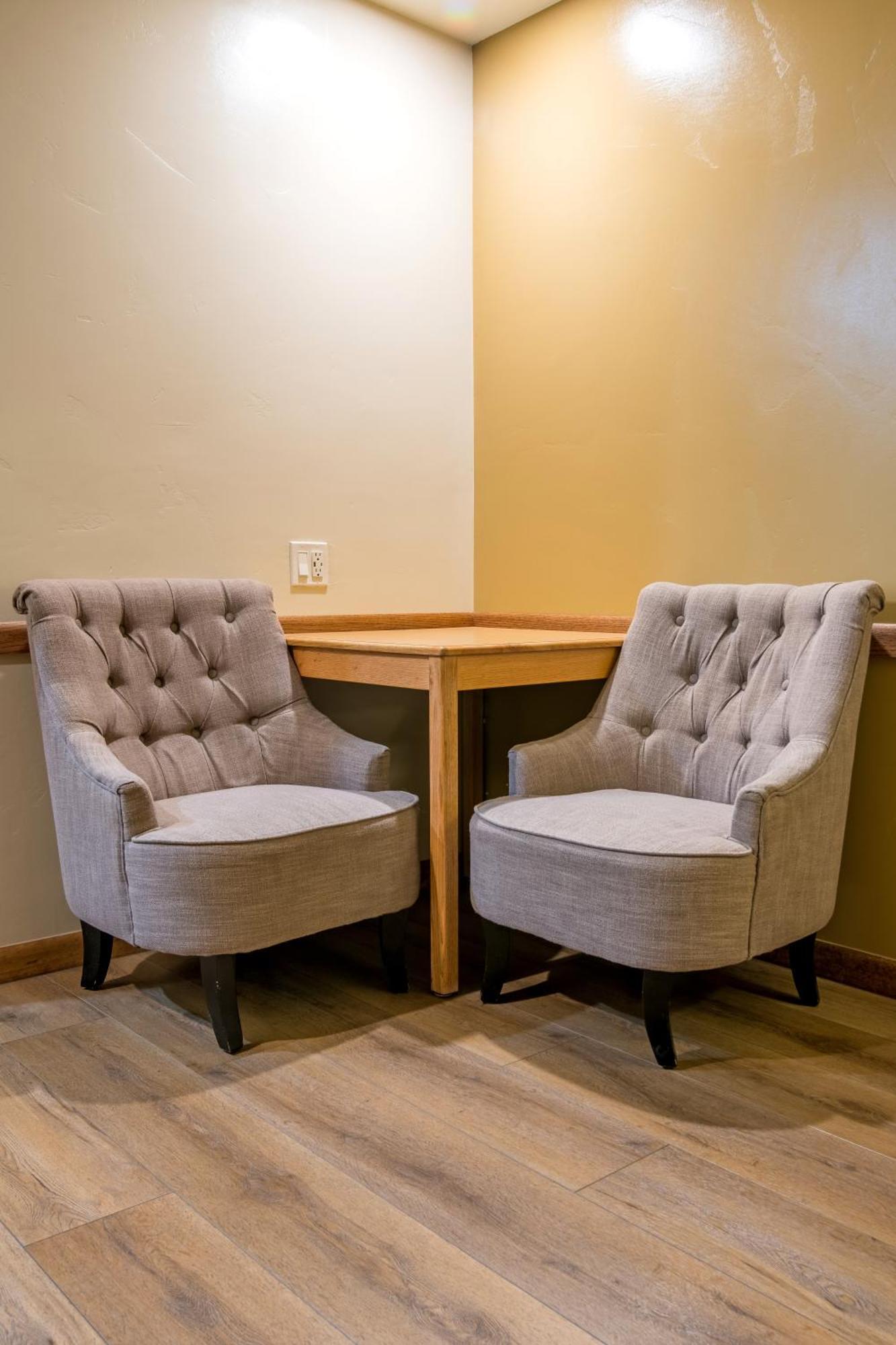 Locanda Cedar Glenwood Springs